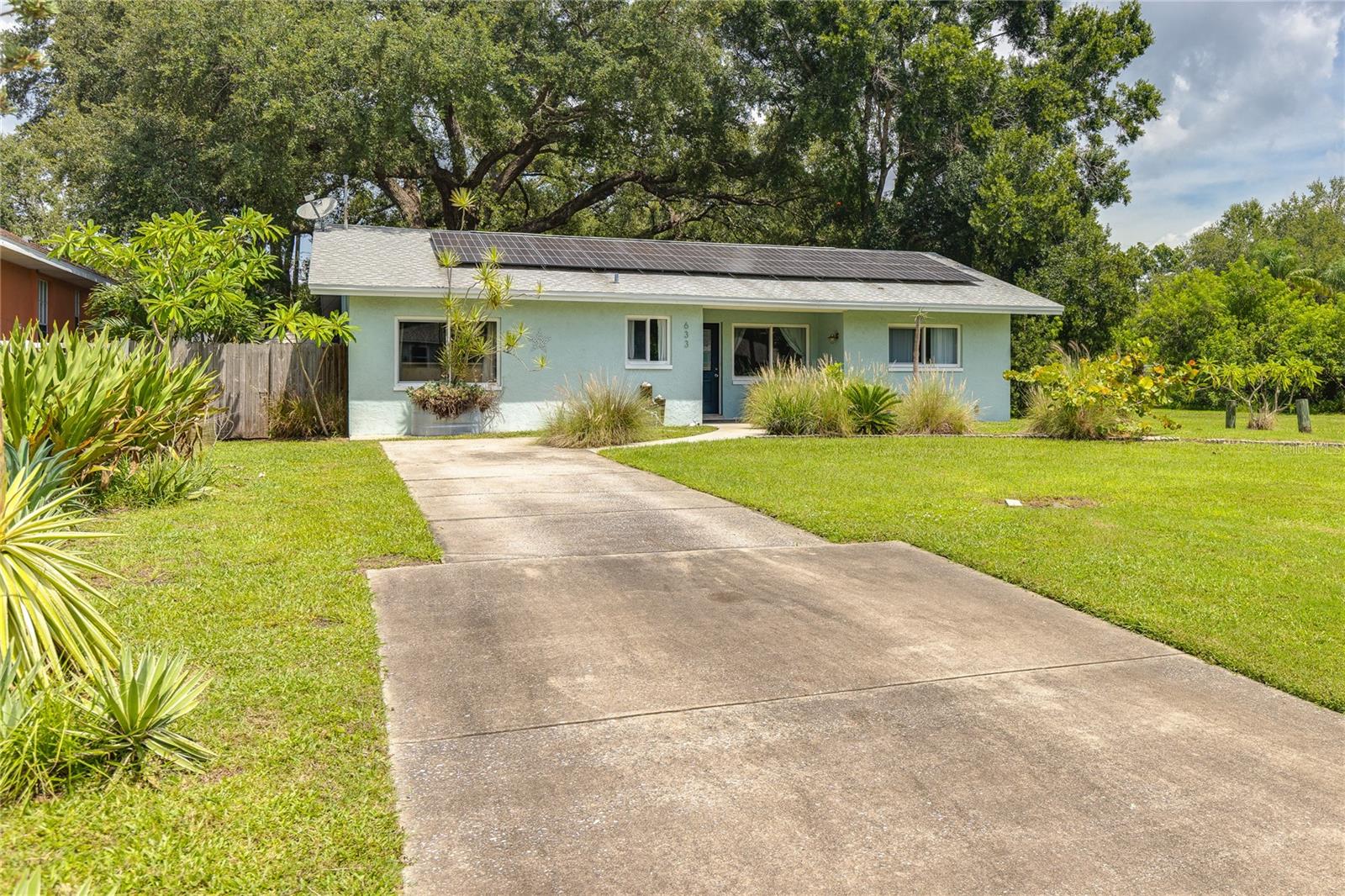Image 4 of 41 For 633 58th Avenue Ne