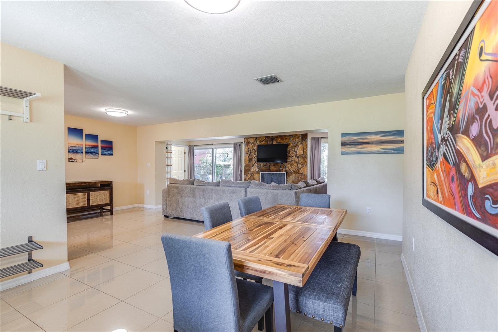 Image 7 of 41 For 633 58th Avenue Ne