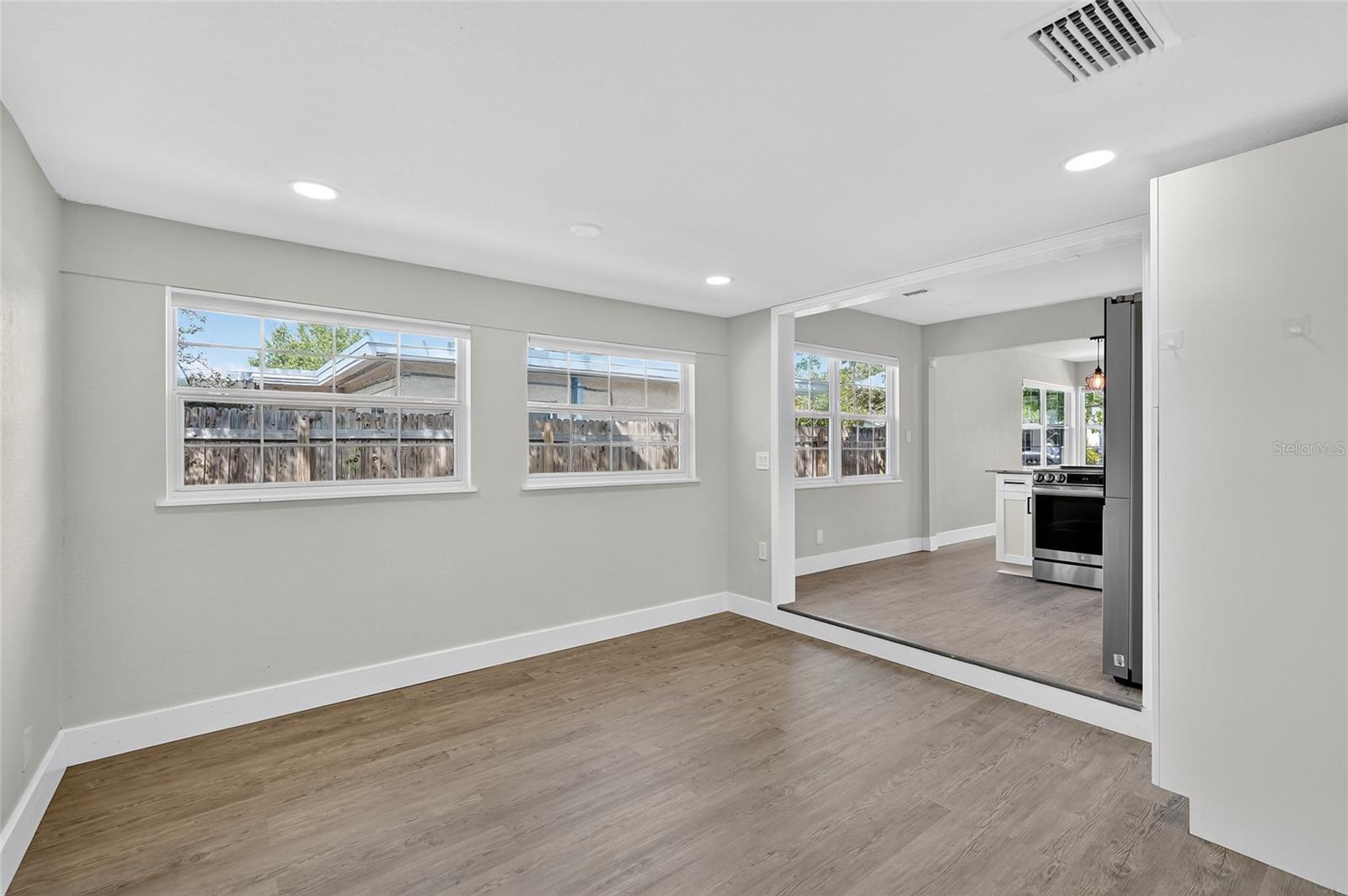 Image 11 of 30 For 6436 2nd Avenue S
