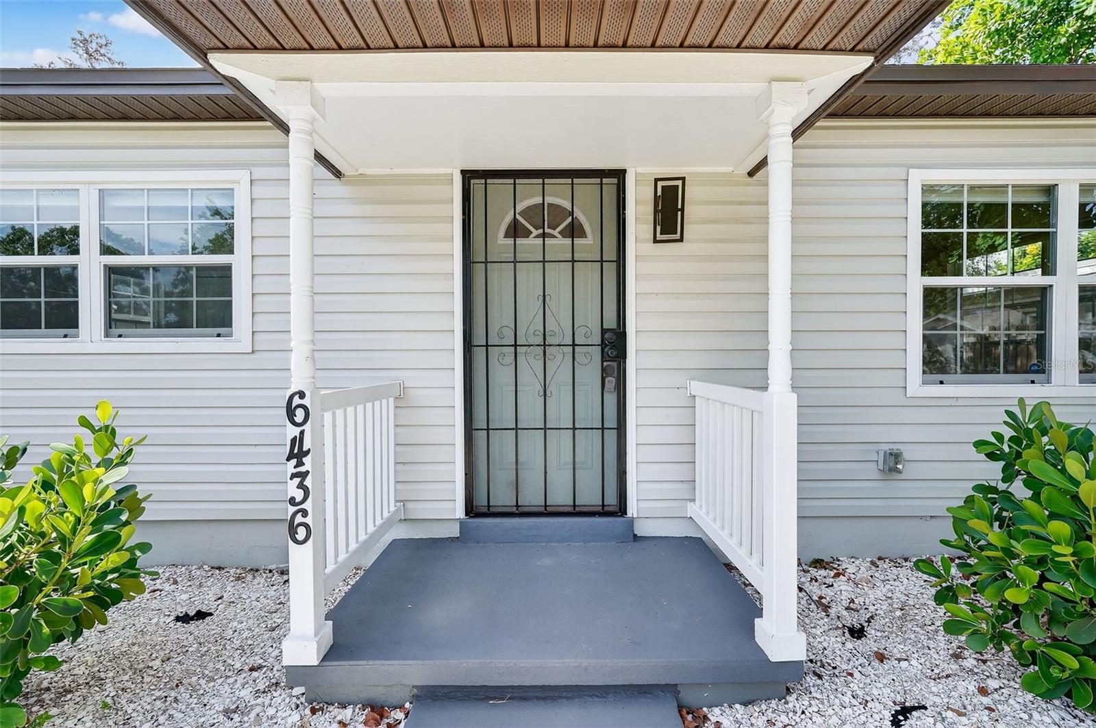 Image 3 of 30 For 6436 2nd Avenue S