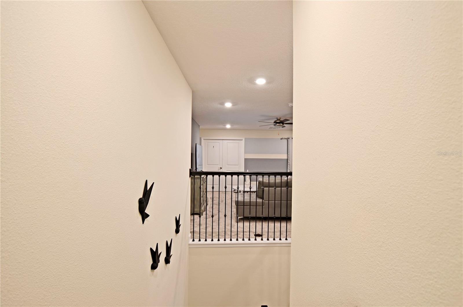 Image 33 of 36 For 1959 Tropical Palms Circle