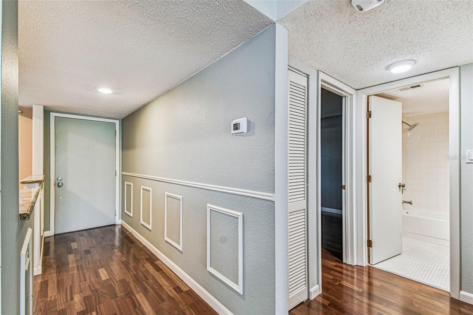 Image 10 of 54 For 204 Mary Drive