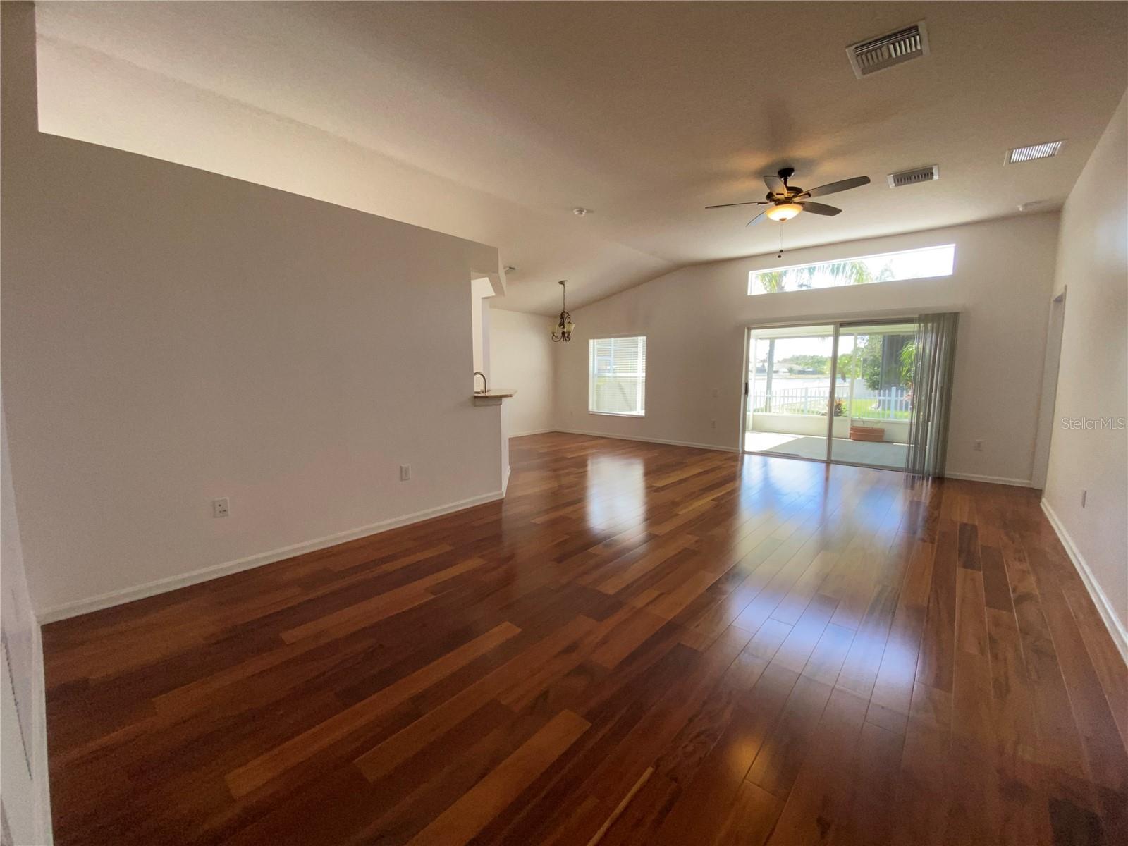 Image 2 of 25 For 25306 Flying Ebony Lane
