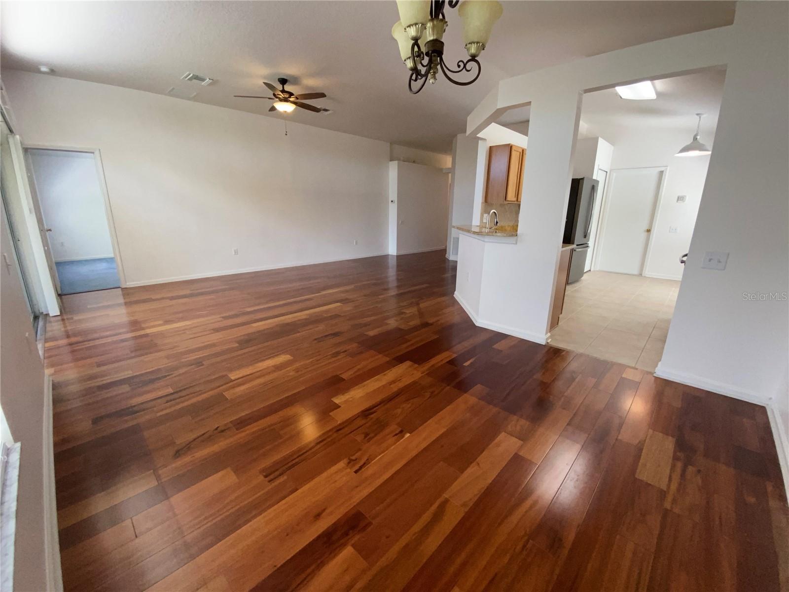Image 5 of 25 For 25306 Flying Ebony Lane