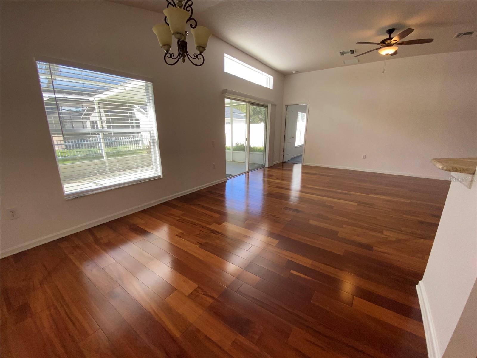 Image 6 of 25 For 25306 Flying Ebony Lane