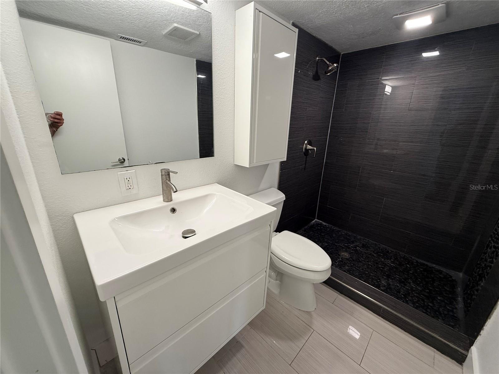 Image 11 of 12 For 2424 Tampa Bay Boulevard A104