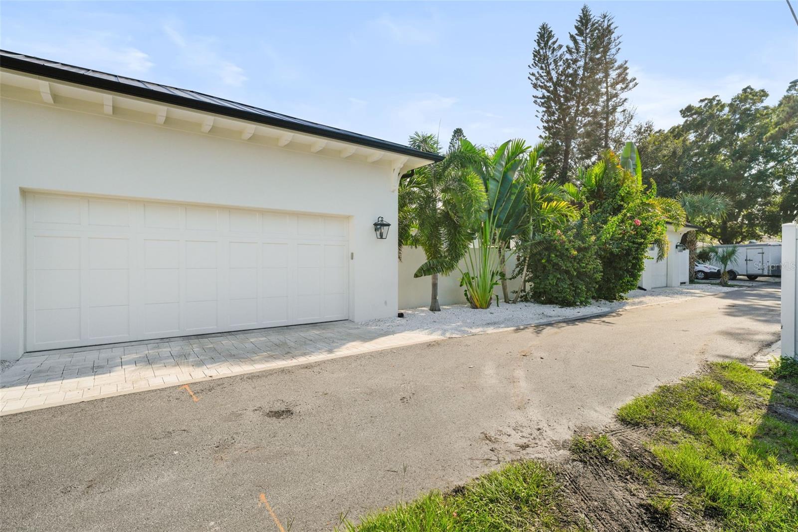 Image 59 of 73 For 629 35th Avenue N