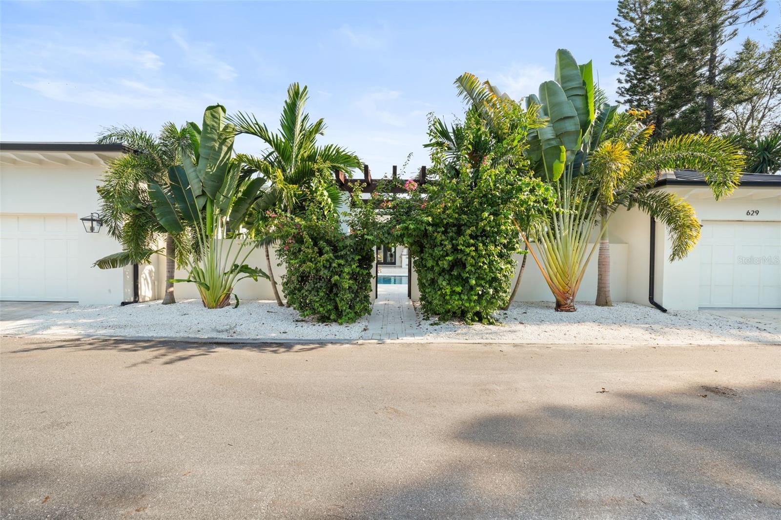 Image 60 of 73 For 629 35th Avenue N
