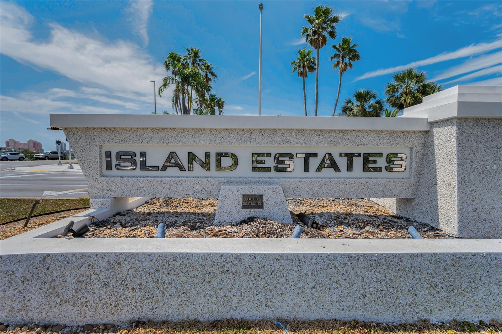 Image 81 of 86 For 105 Island Way 147