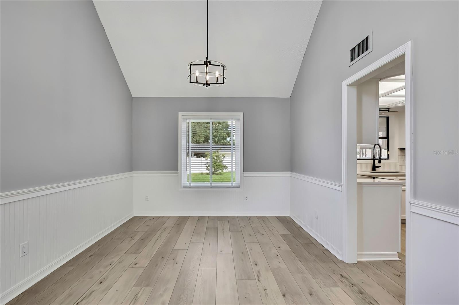 Image 13 of 85 For 3122 Lois Court