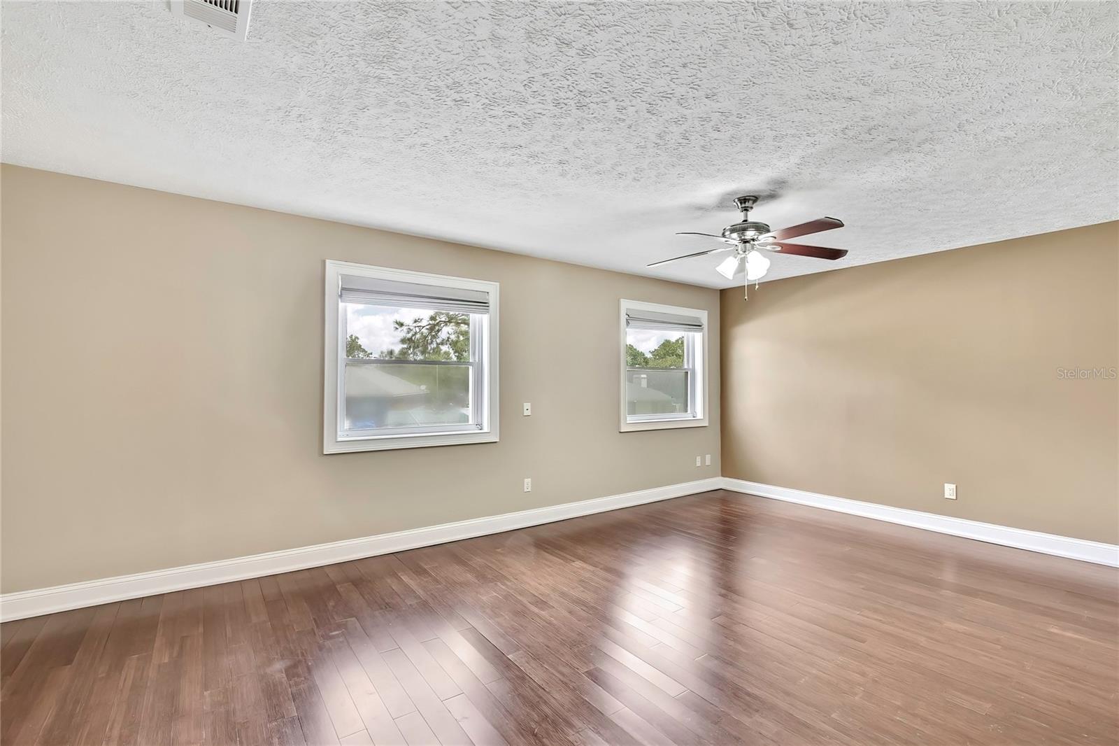 Image 36 of 85 For 3122 Lois Court