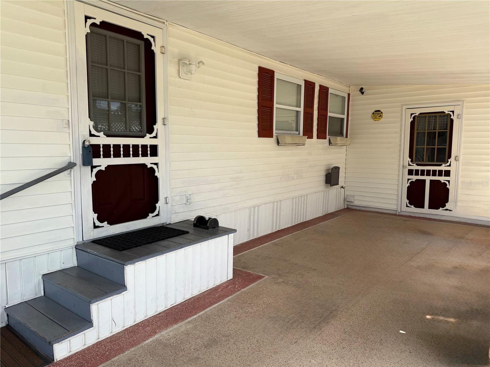 Image 4 of 43 For 12112 Sara Street