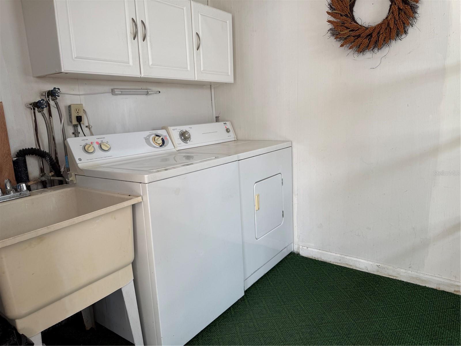 Image 7 of 43 For 12112 Sara Street