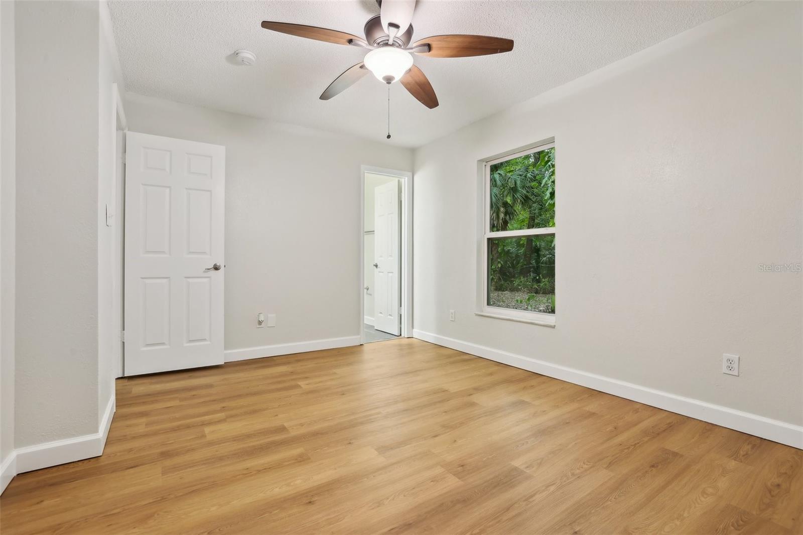 Image 16 of 20 For 703 Sailfish Road