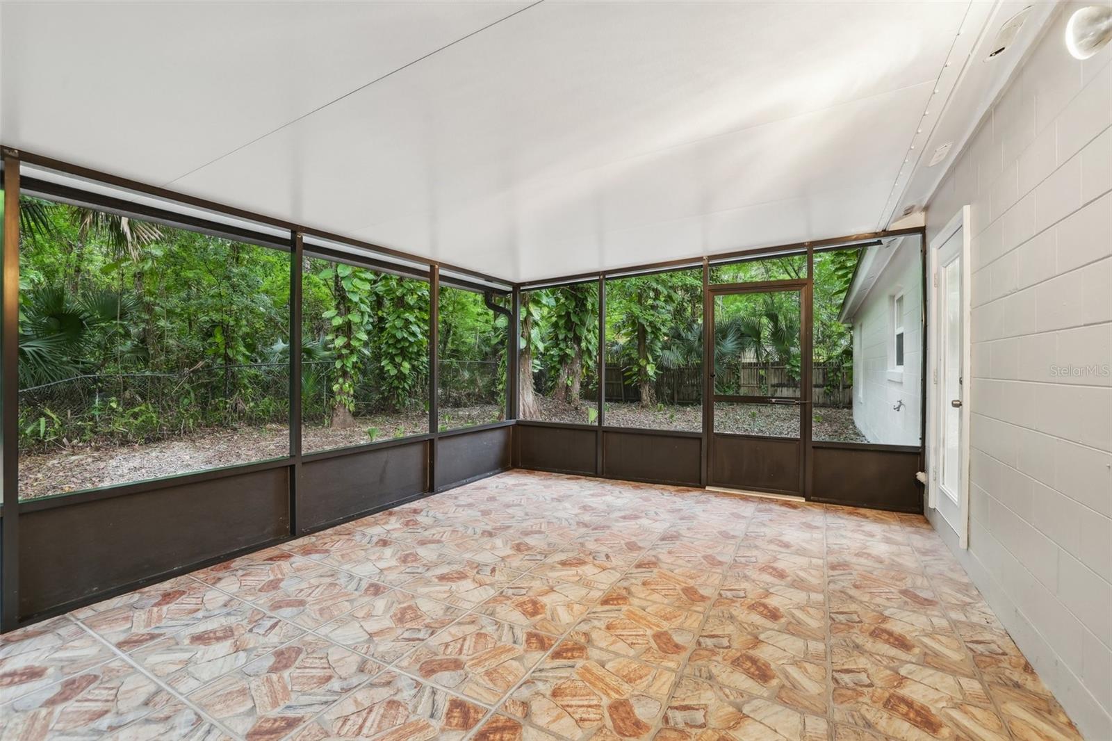 Image 19 of 20 For 703 Sailfish Road
