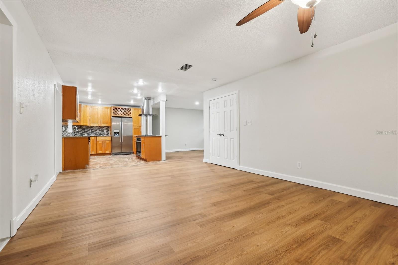Image 2 of 20 For 703 Sailfish Road