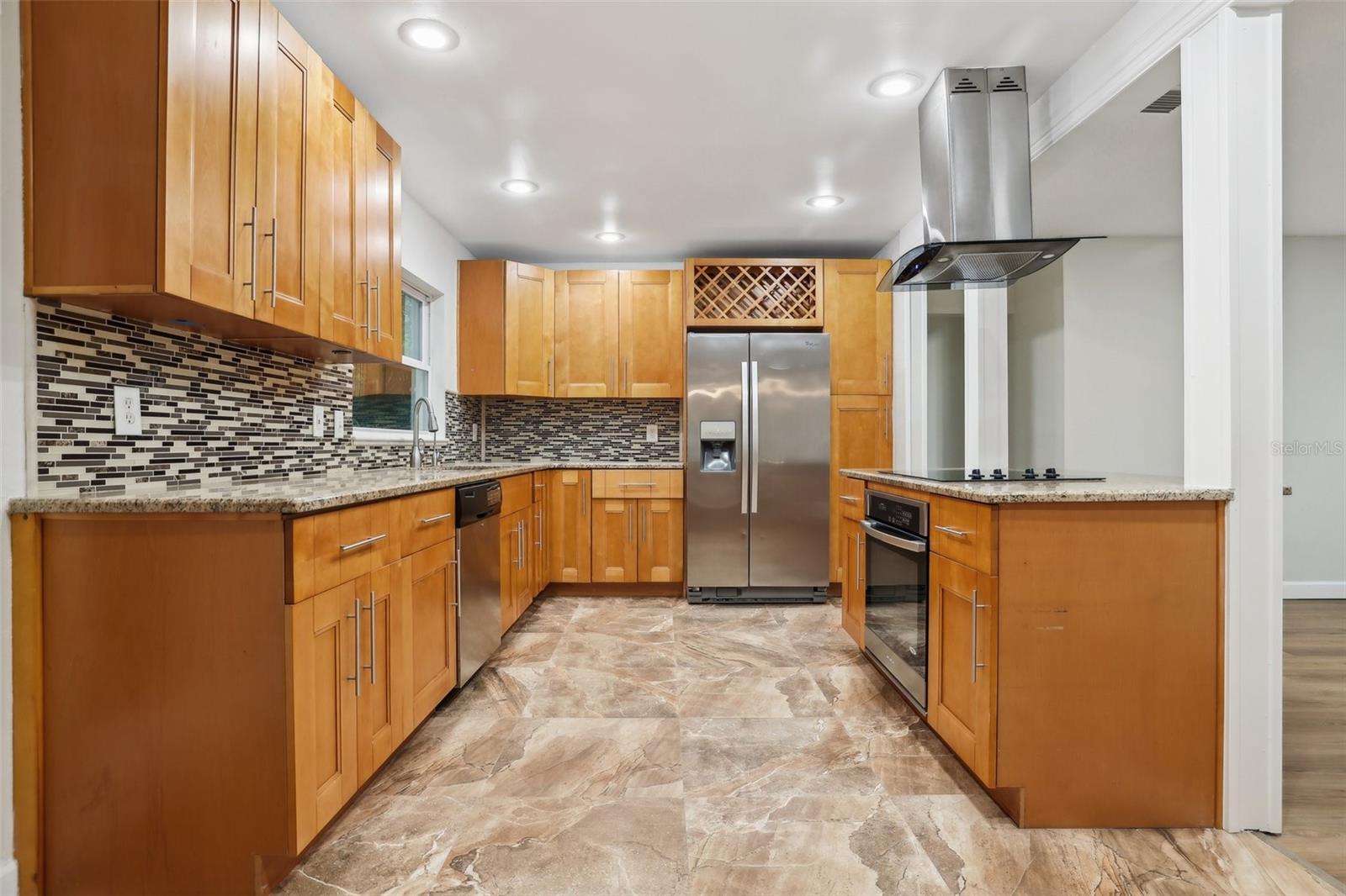 Image 6 of 20 For 703 Sailfish Road