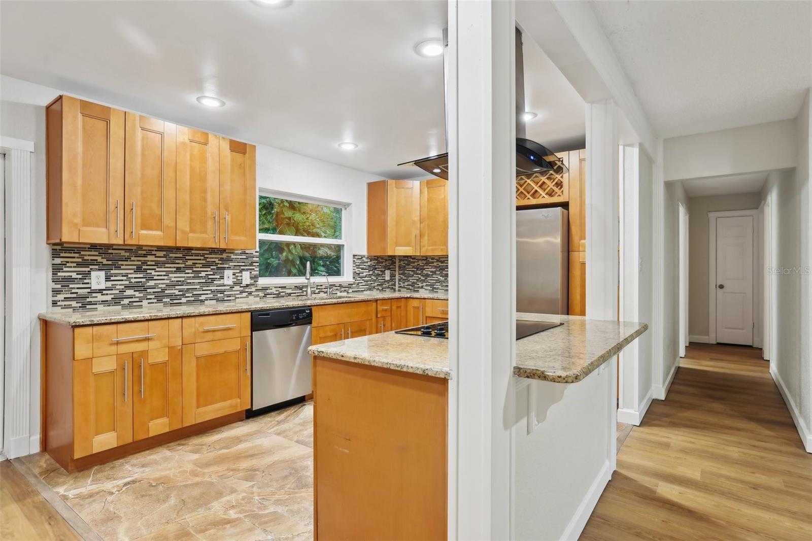 Image 7 of 20 For 703 Sailfish Road