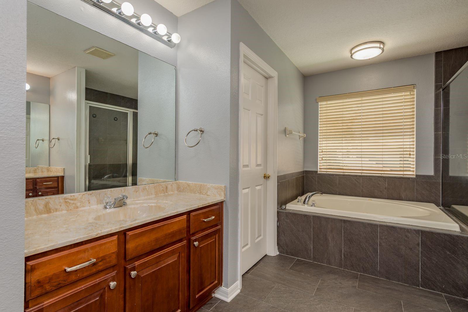 Image 23 of 42 For 30544 Latourette Drive