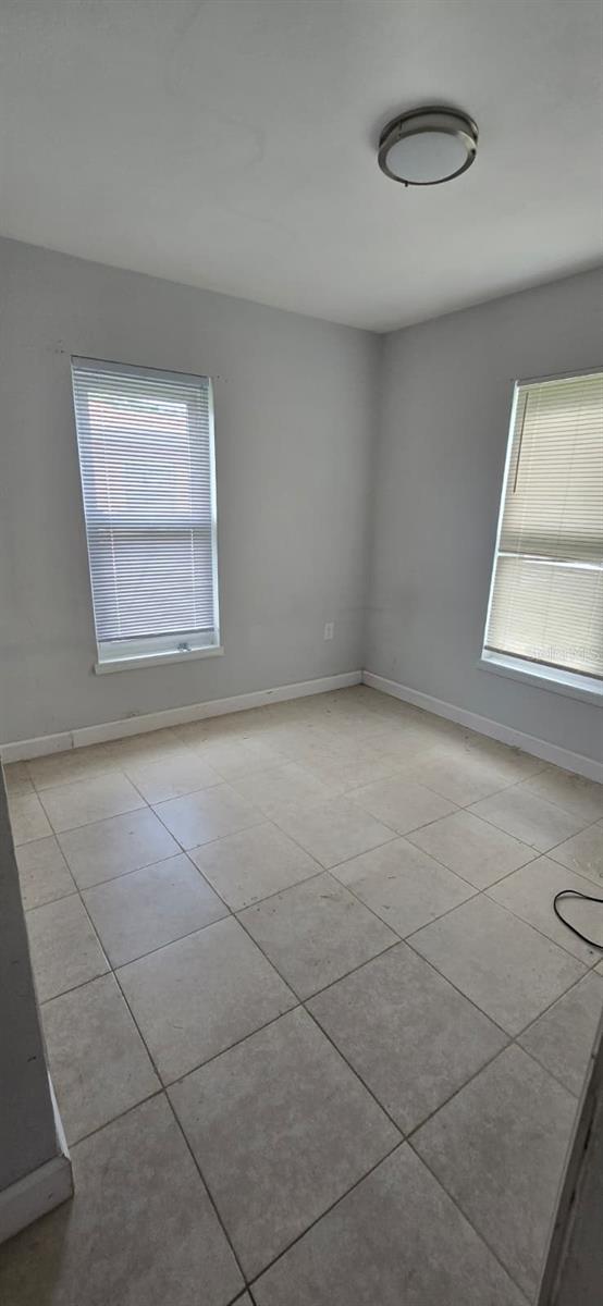 Image 12 of 16 For 480 Sharon Circle