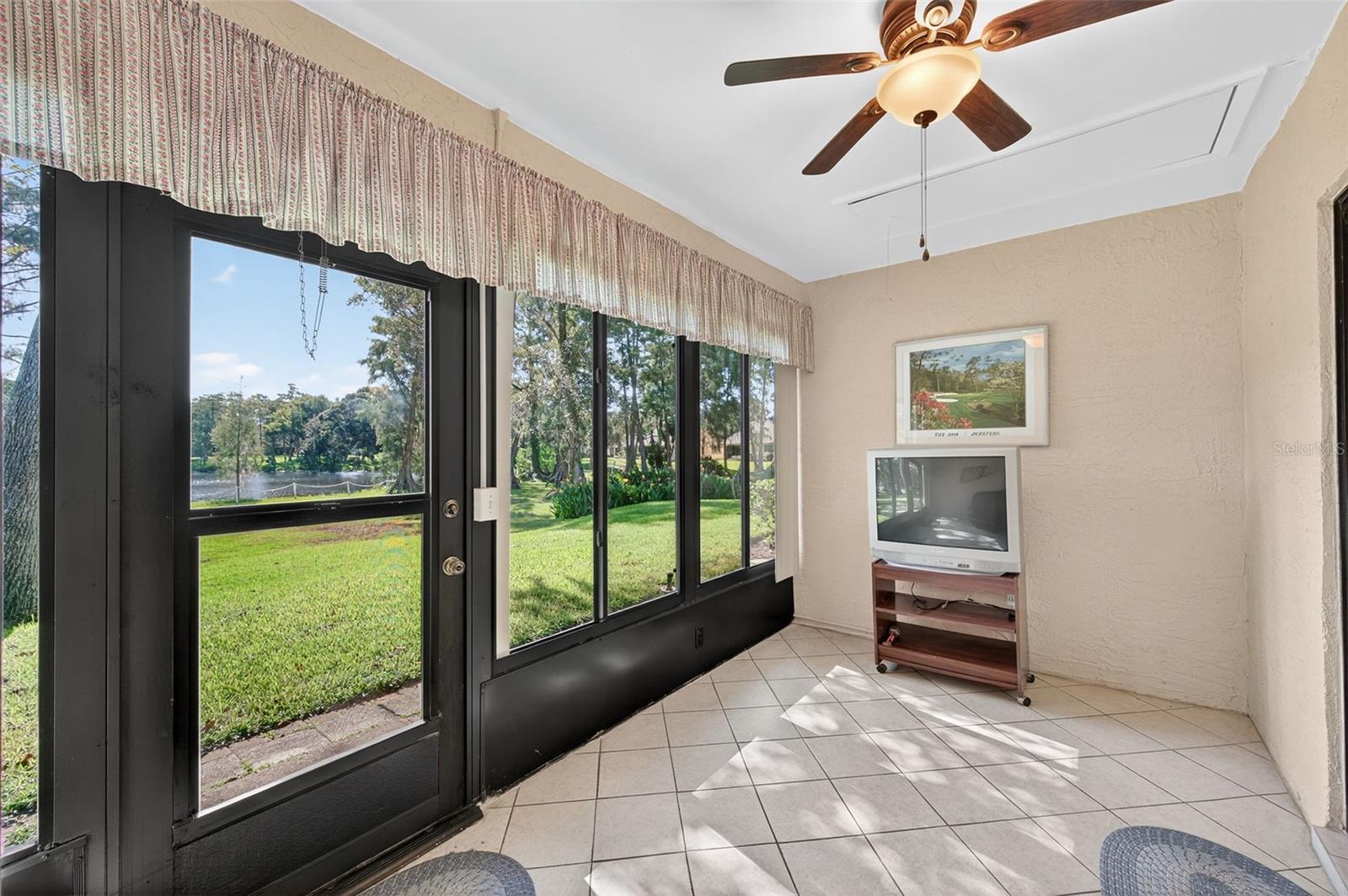Image 10 of 34 For 2521 Oakleaf Lane 28c