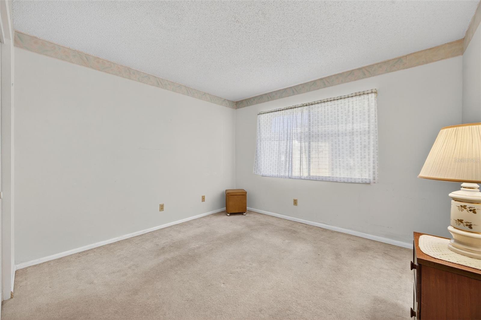 Image 16 of 34 For 2521 Oakleaf Lane 28c
