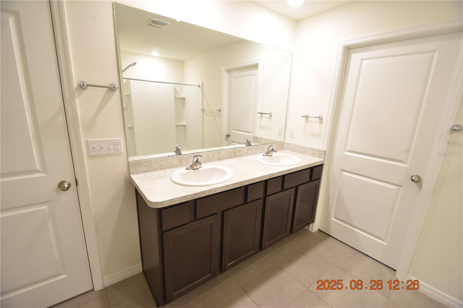 Image 38 of 69 For 8075 Broad Pointe Drive