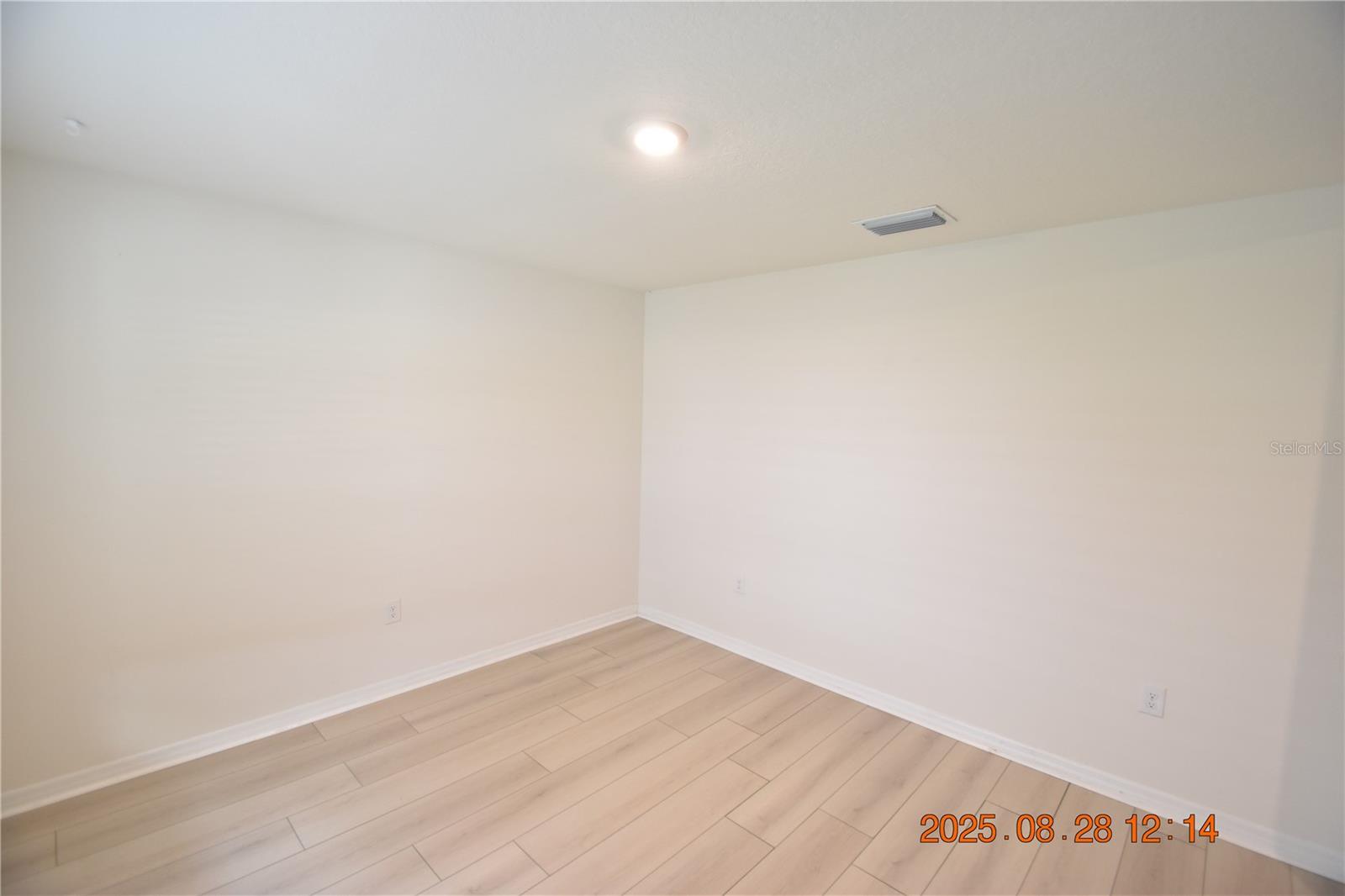 Image 6 of 69 For 8075 Broad Pointe Drive