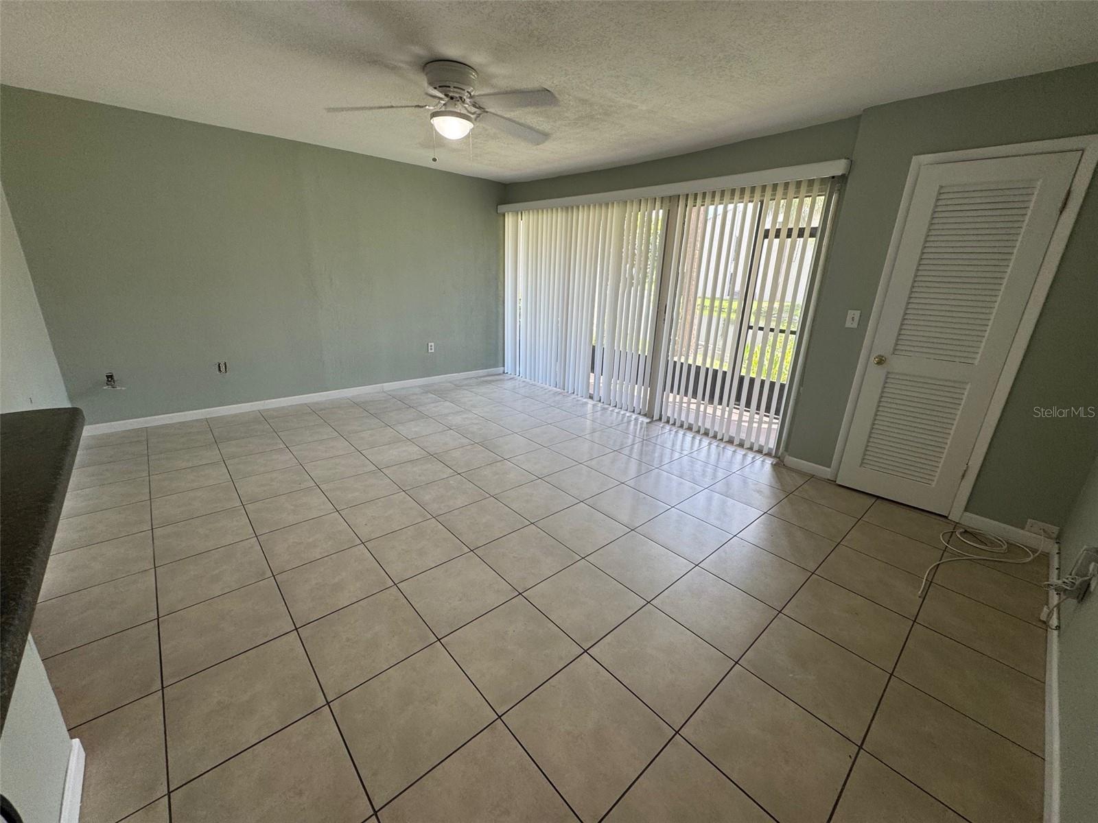 Image 6 of 15 For 3861 Lake Drive 151