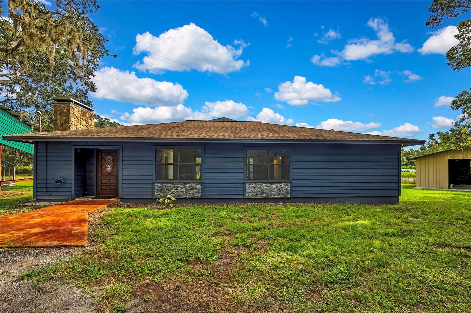 Details for 825 Crenshaw Lake Road, LUTZ, FL 33548