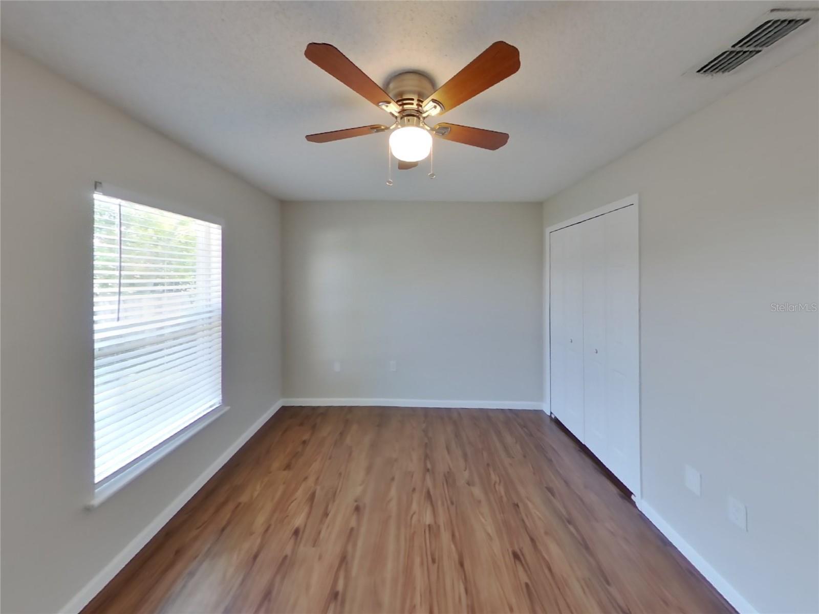 Listing photo id 10 for 13176 Siam Drive