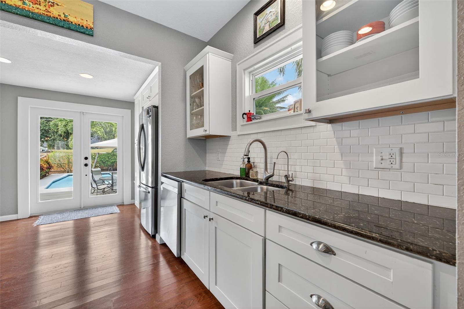 Image 12 of 38 For 767 23rd Avenue N