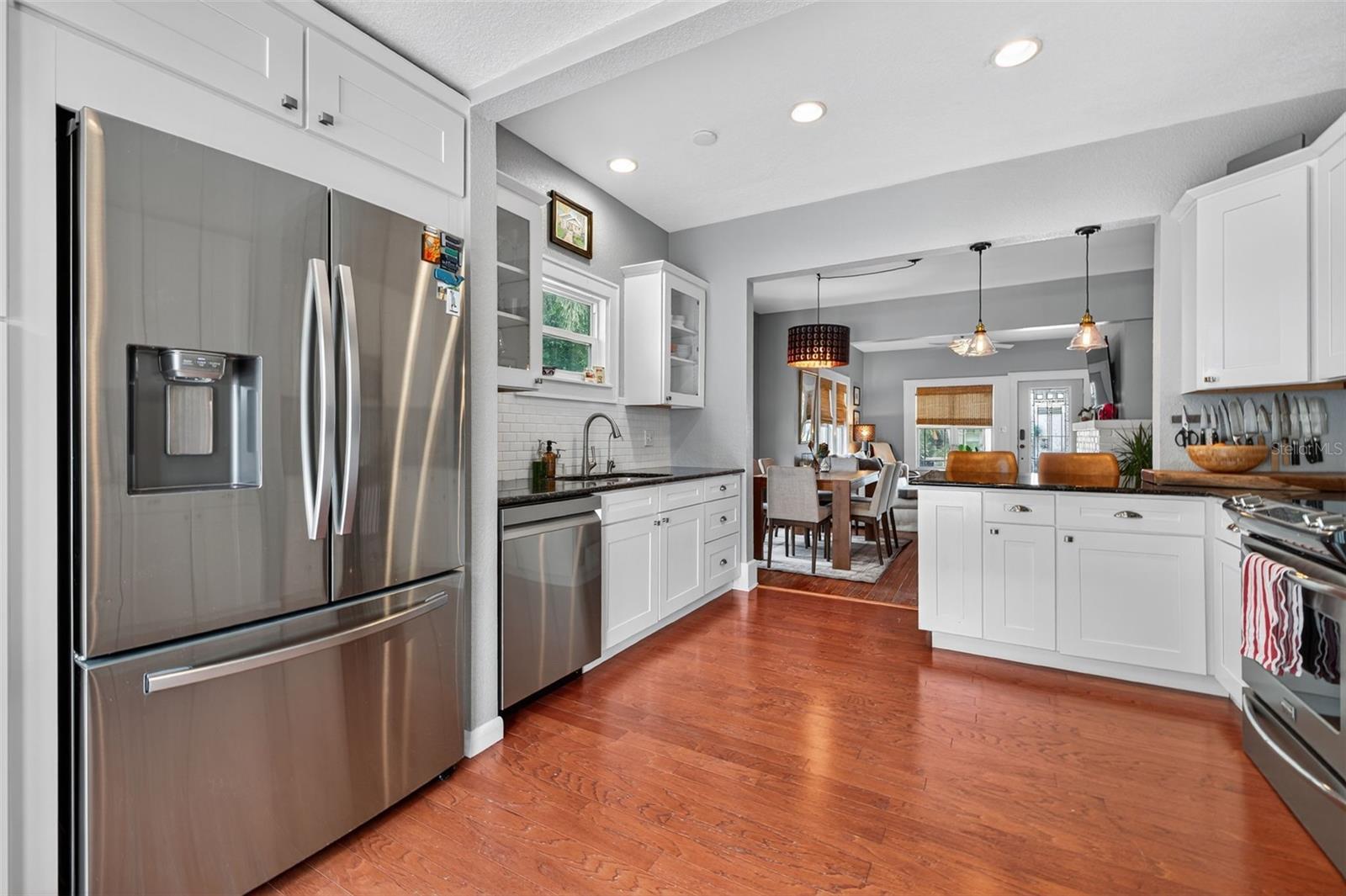 Image 15 of 38 For 767 23rd Avenue N
