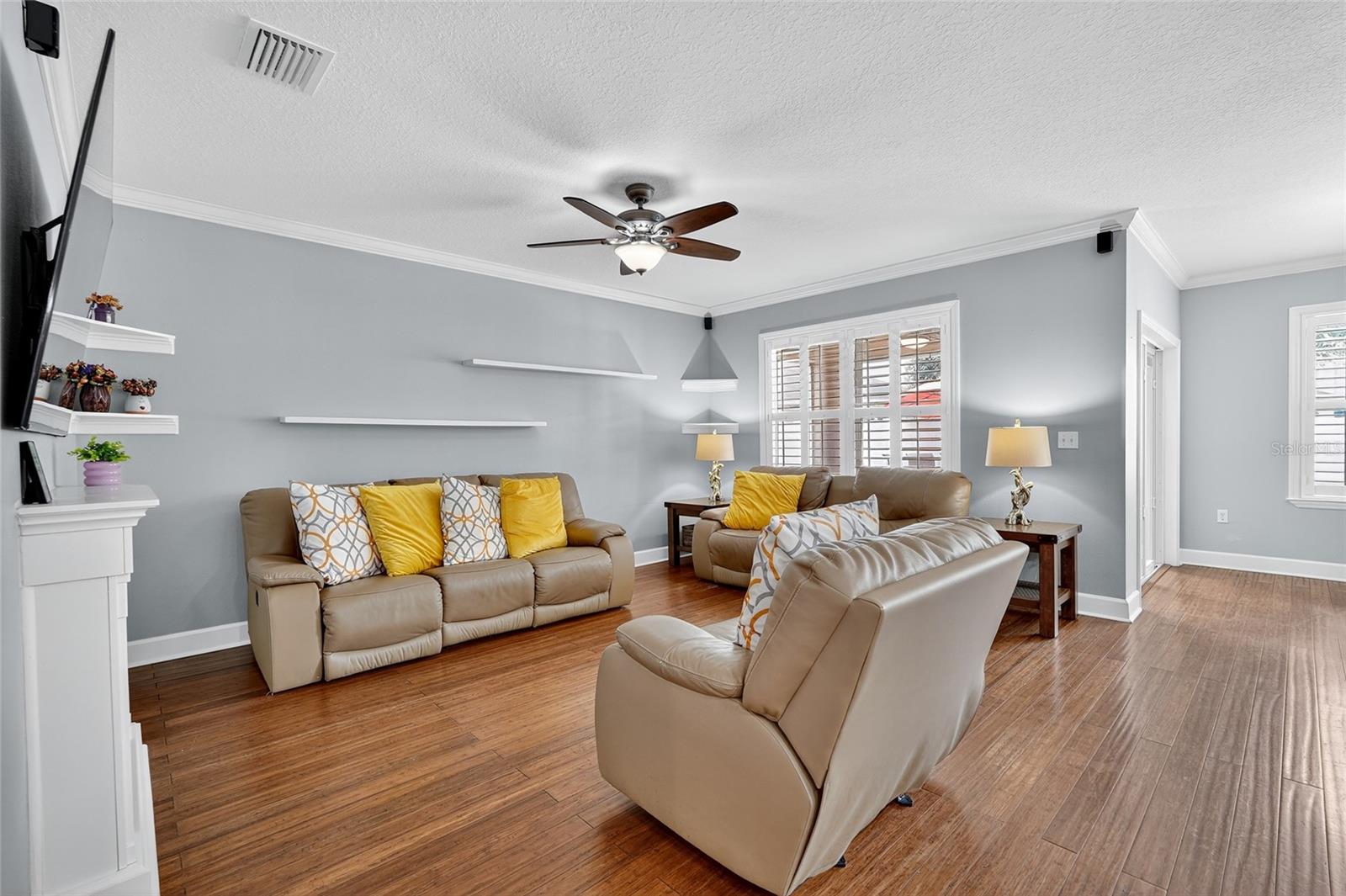 Image 10 of 33 For 14047 Finsbury Drive