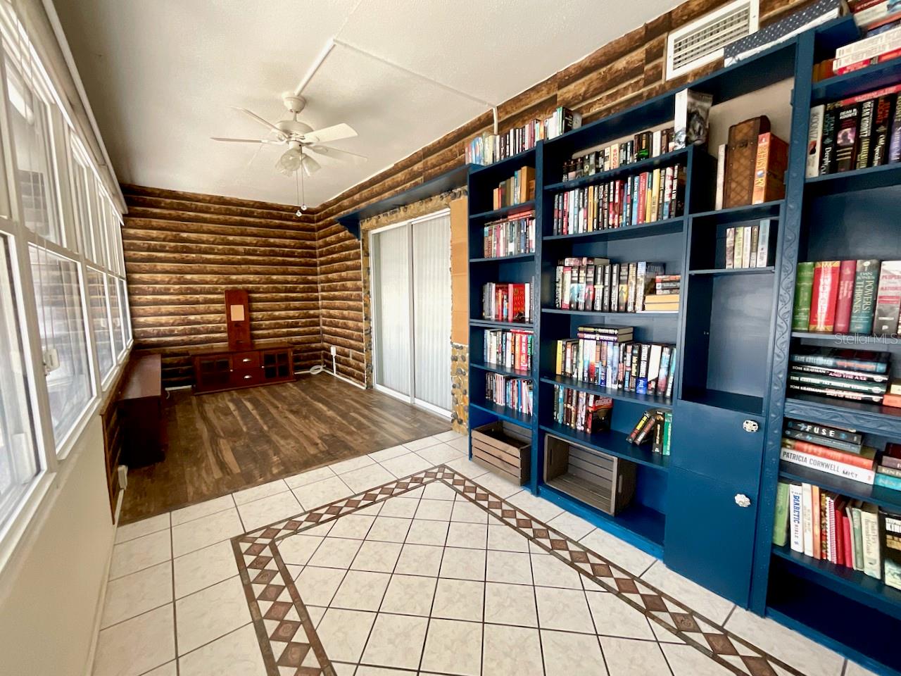 Image 15 of 40 For 1900 59th Avenue N 210