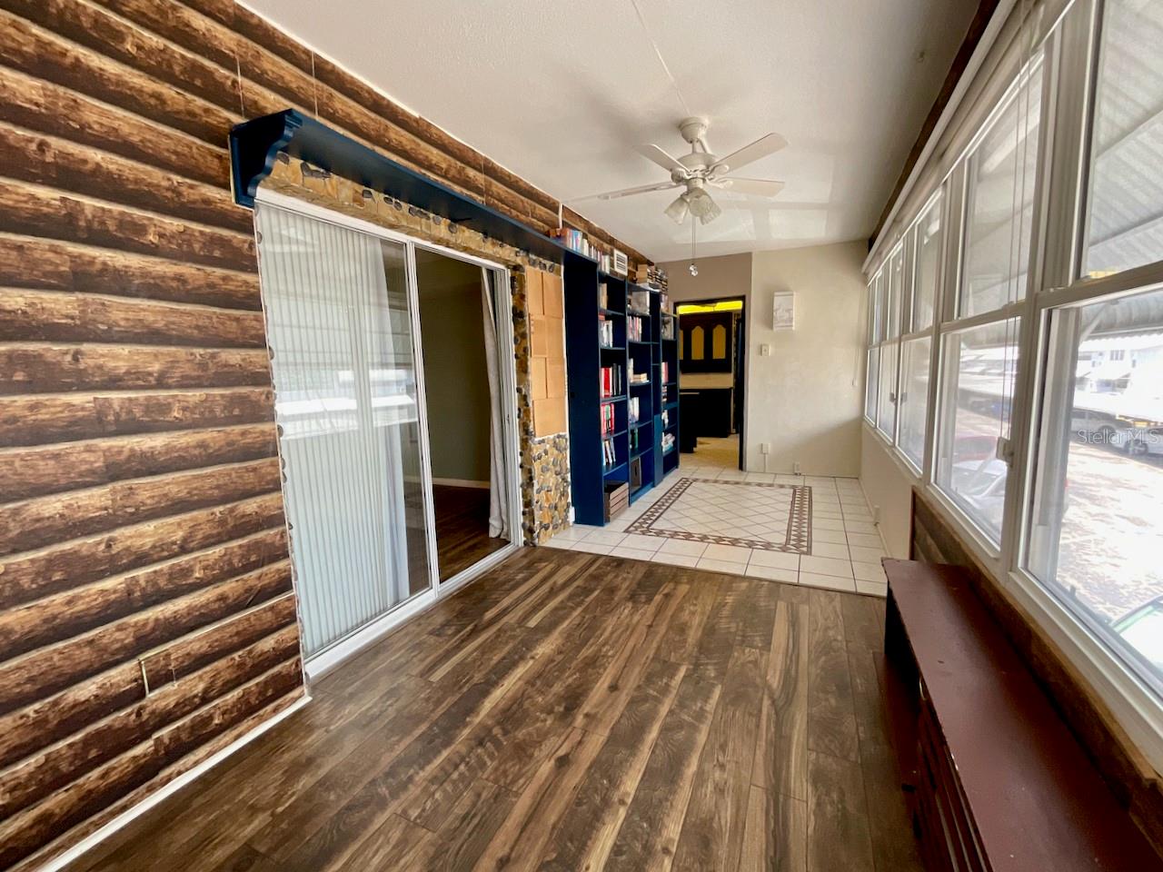 Image 16 of 40 For 1900 59th Avenue N 210