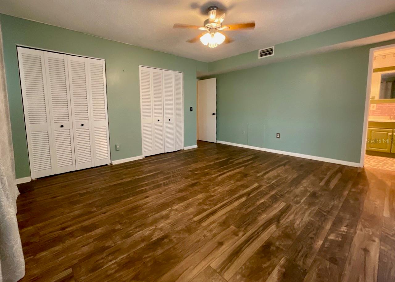 Image 23 of 40 For 1900 59th Avenue N 210