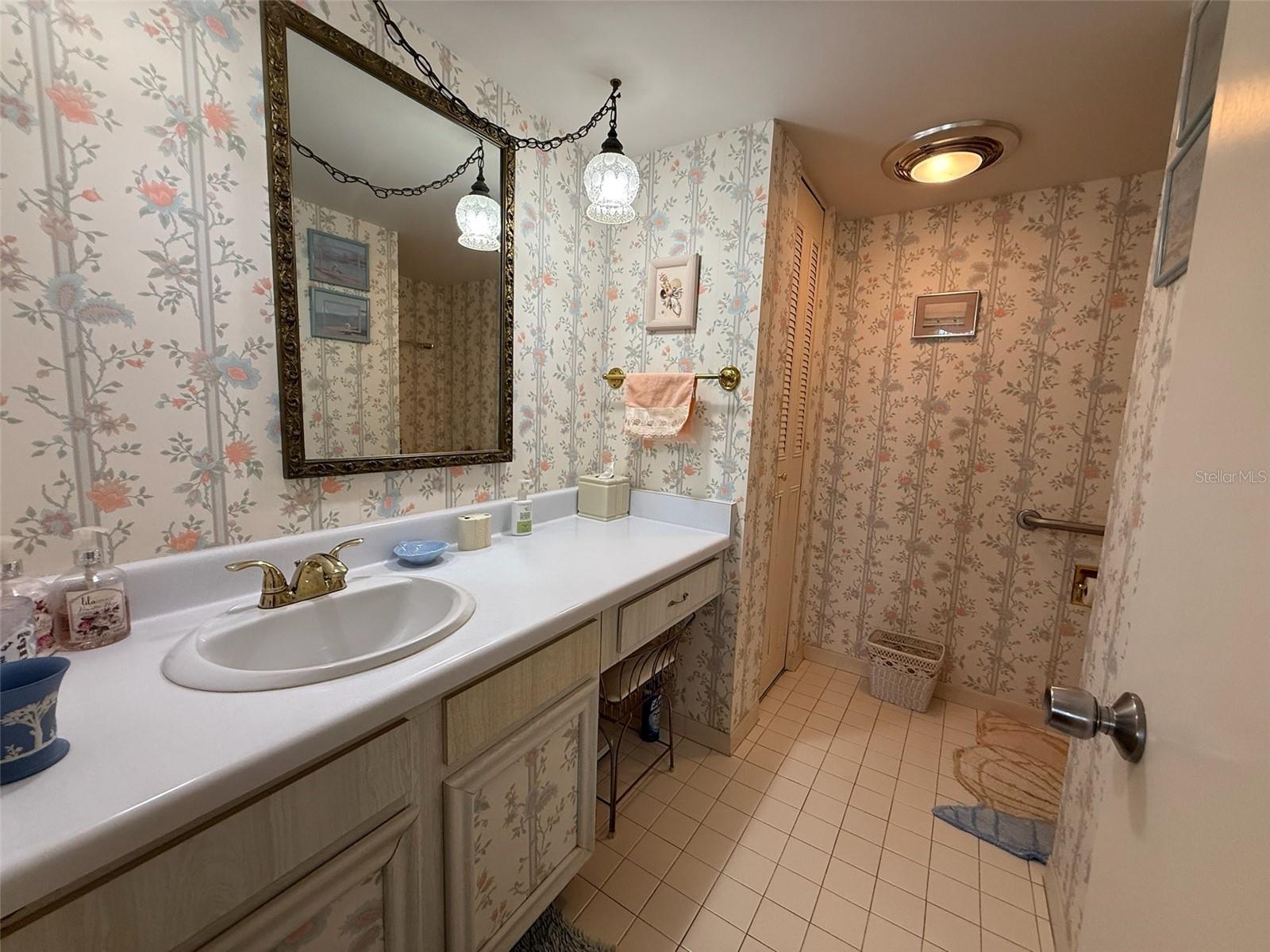 Image 22 of 24 For 7400 Sun Island Drive S 505