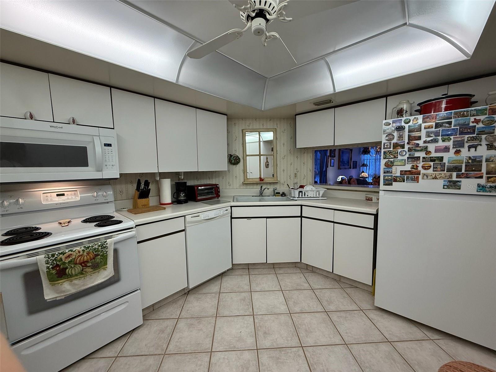 Image 3 of 24 For 7400 Sun Island Drive S 505