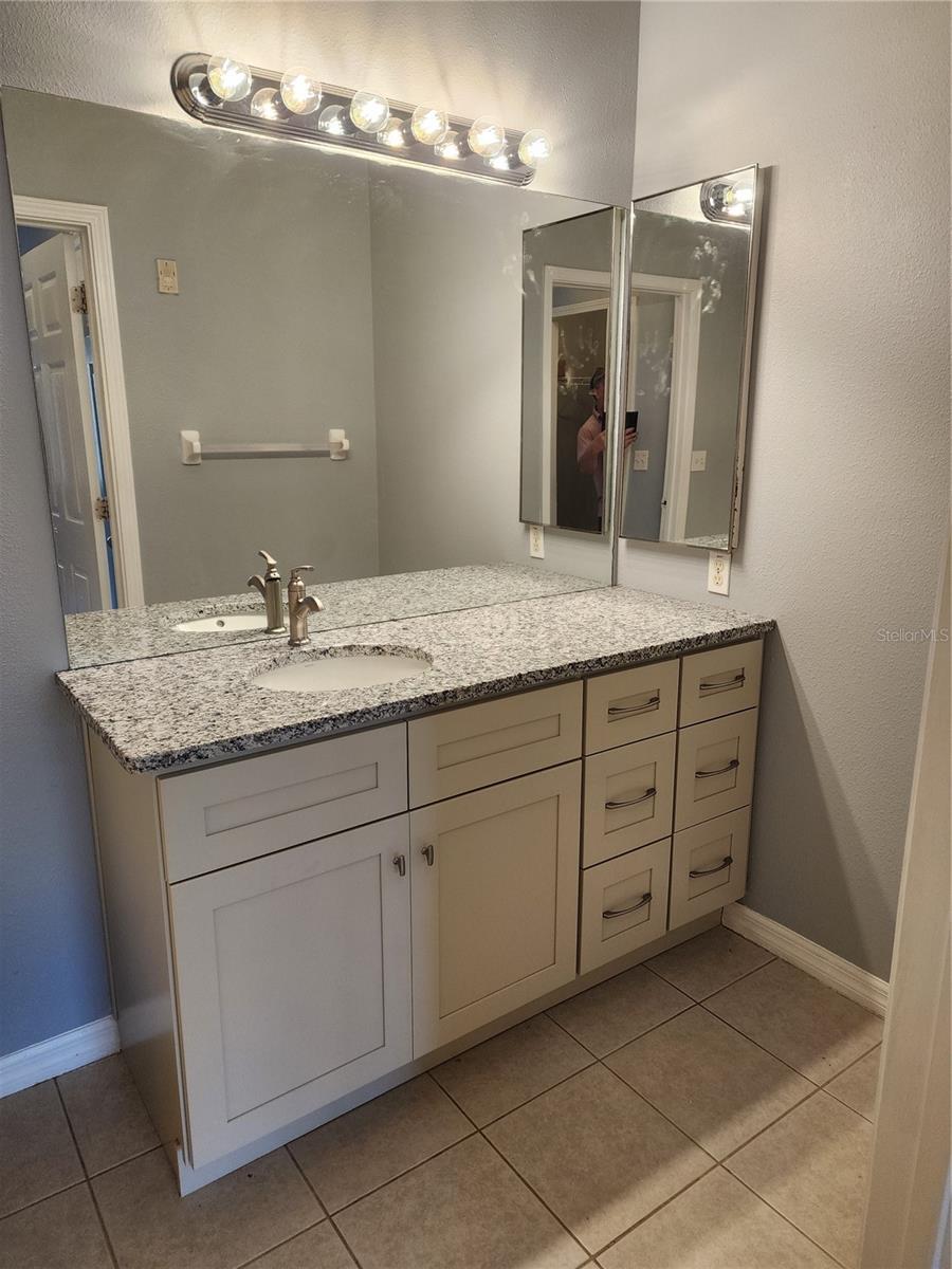 Image 12 of 26 For 9516 Newdale Way 201