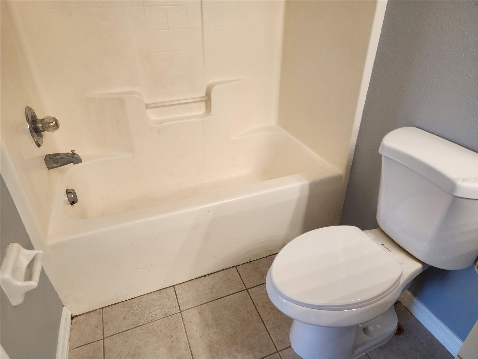 Image 13 of 26 For 9516 Newdale Way 201