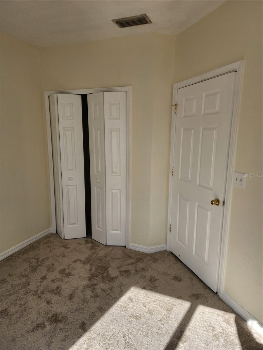 Image 20 of 26 For 9516 Newdale Way 201