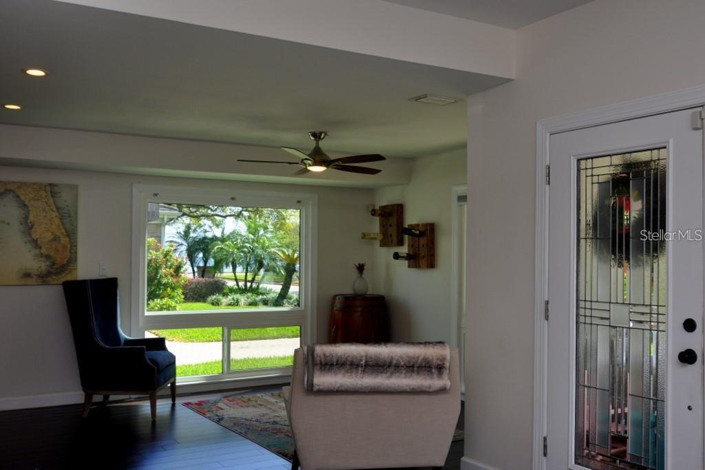 Image 12 of 37 For 2905 Bay Court Avenue