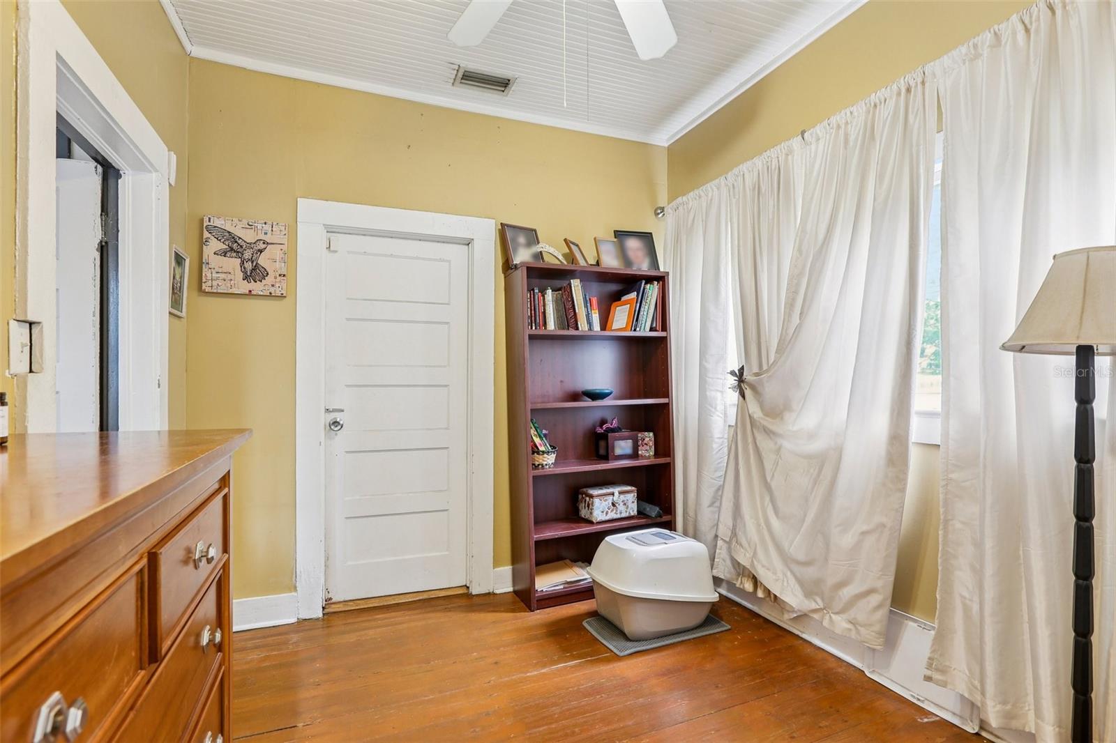 Image 34 of 44 For 507 Knollwood Street