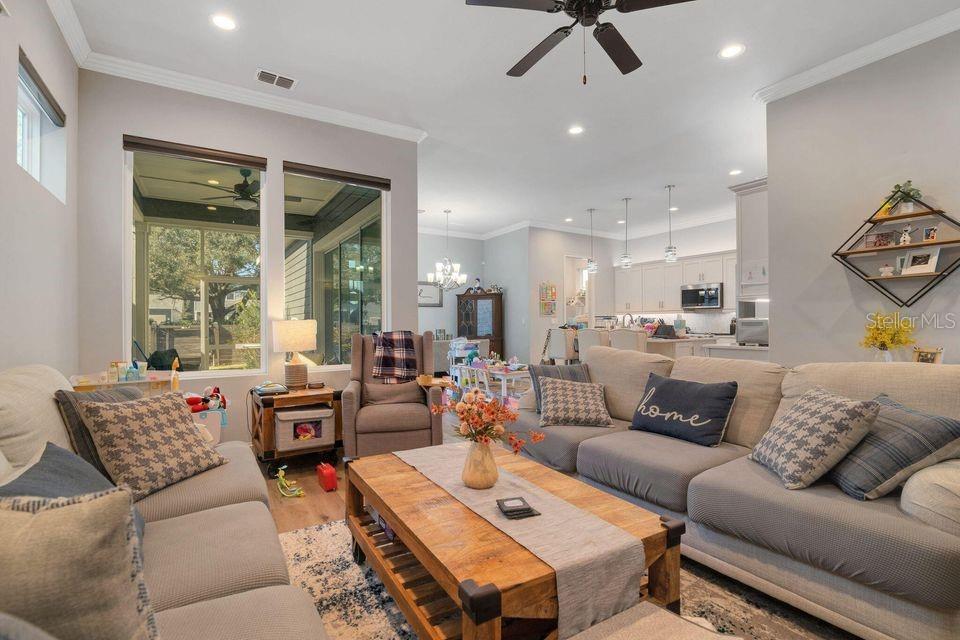 Image 15 of 30 For 6450 77th Street