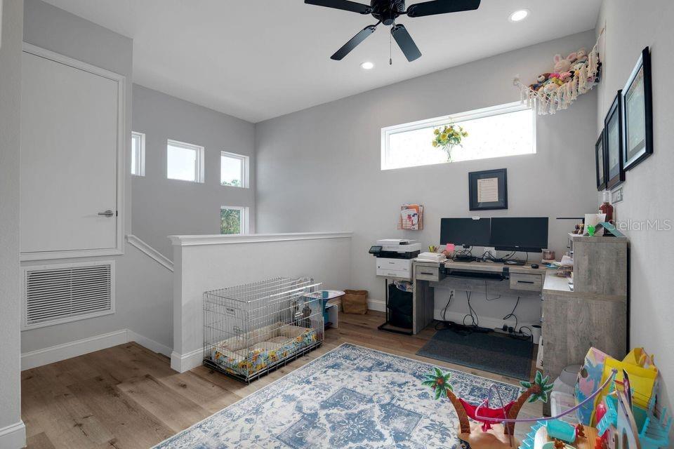 Image 17 of 30 For 6450 77th Street