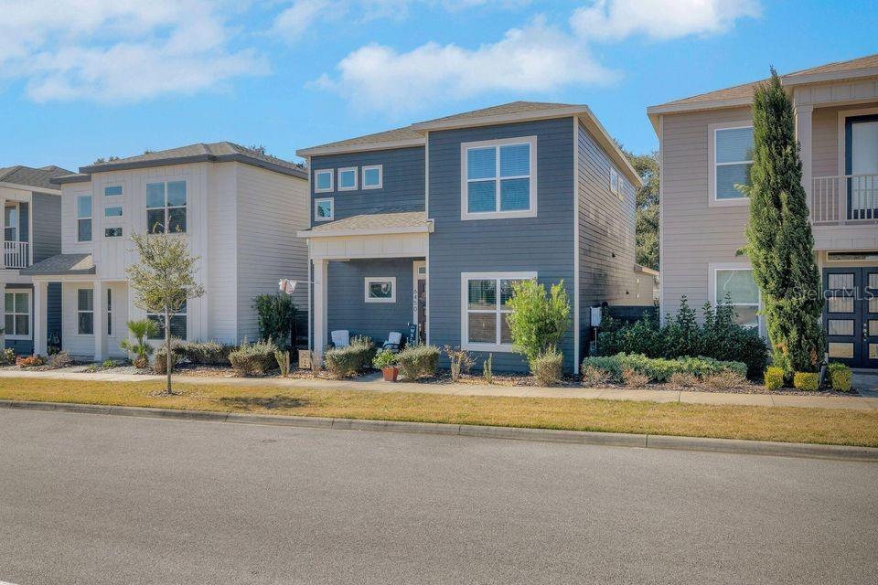 Image 5 of 30 For 6450 77th Street