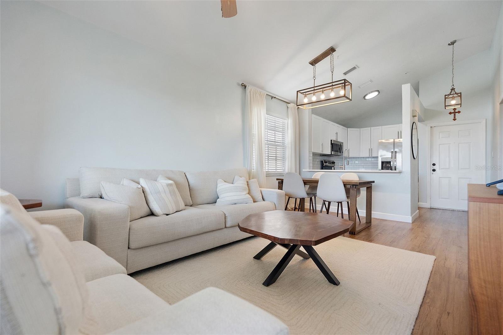 Image 12 of 39 For 6817 Stones Throw Circle N 17409