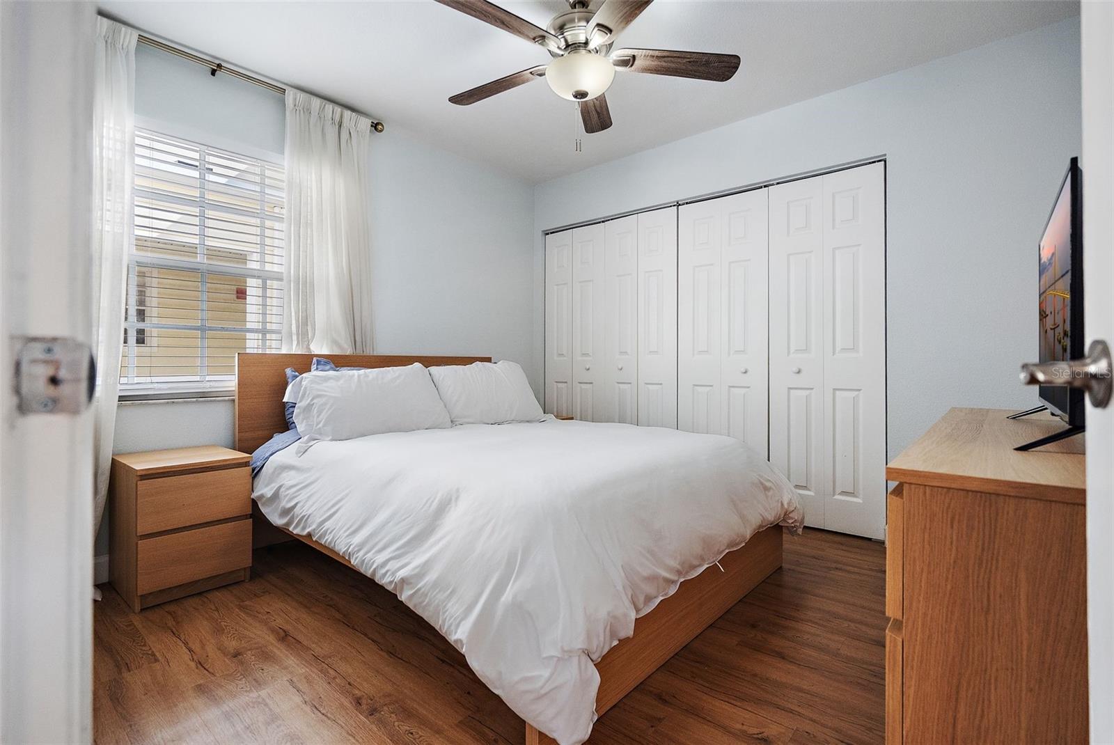 Image 19 of 39 For 6817 Stones Throw Circle N 17409