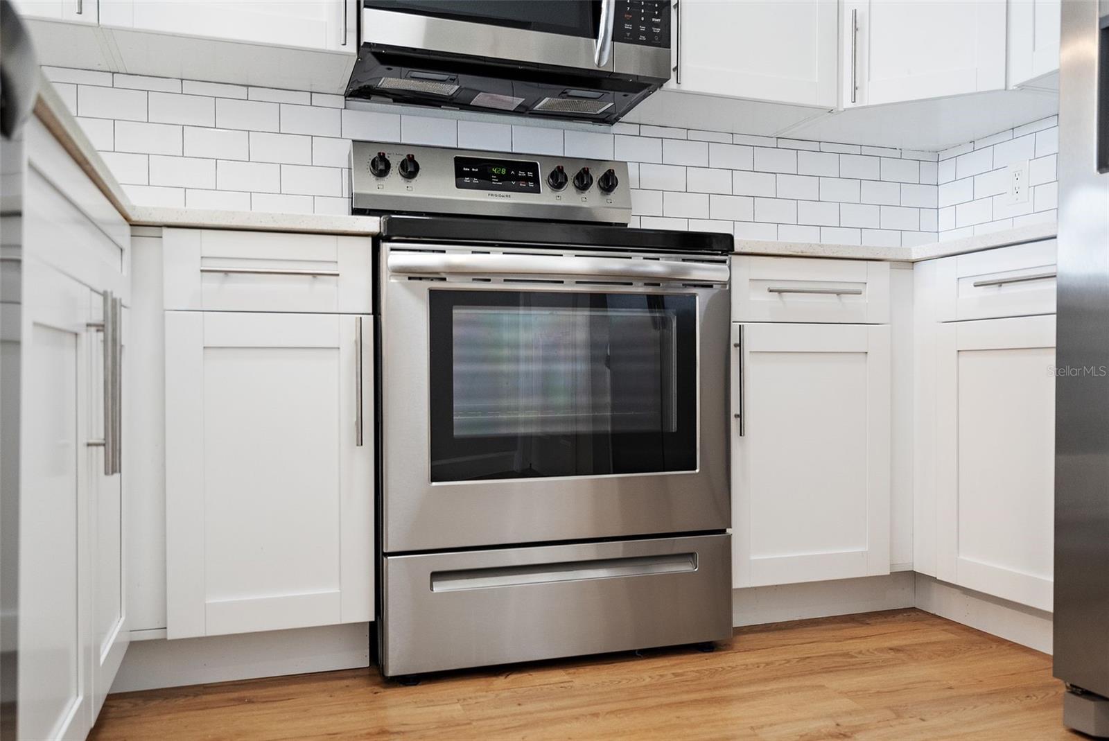 Image 9 of 39 For 6817 Stones Throw Circle N 17409